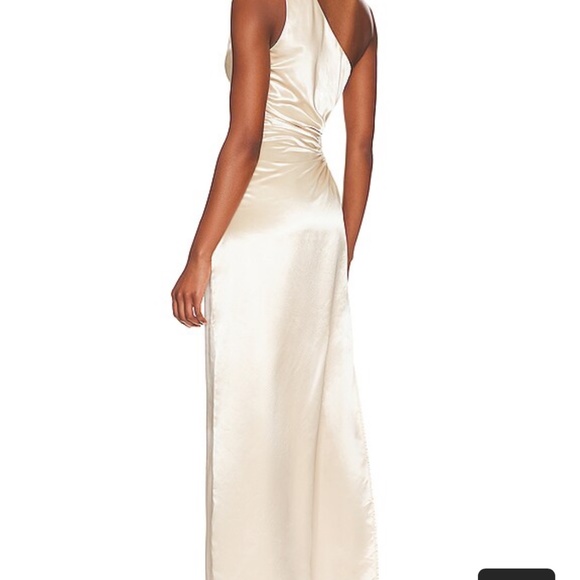 ELIZA CUT OUT DRESS IN CHAMPAGNE - Picture 3 of 4